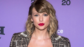Mandatory Credit: Photo by Charles Sykes/Invision/AP/Shutterstock (10537627k)
Taylor Swift attends the premiere of "Miss Americana" at the Eccles Theater during the 2020 Sundance Film Festival, in Park City, Utah
2020 Sundance Film Festival - "Miss Americana" Premiere, Park City, USA - 23 Jan 2020